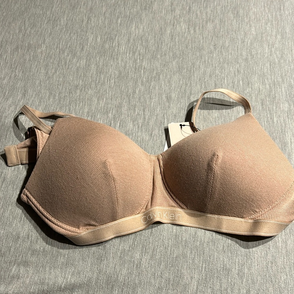 Calvin Klein Bralette Size M New with Tag